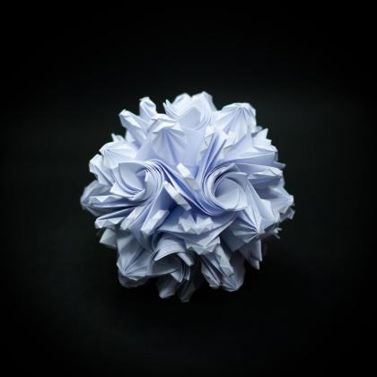 Pleated Leaf Curler Kusudama