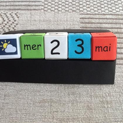 Calendar Cube