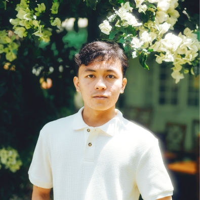 Profile picture for user alphonsuspapercrafts